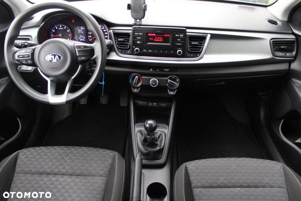 Kia Rio - 18