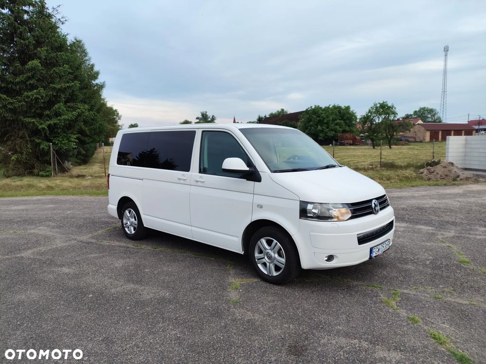 Volkswagen Multivan - 25
