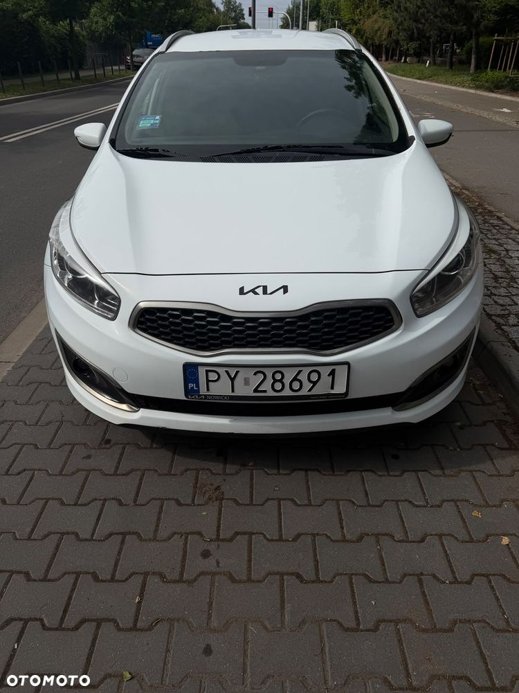 Kia Ceed 1.6 CRDi M DCT - 2