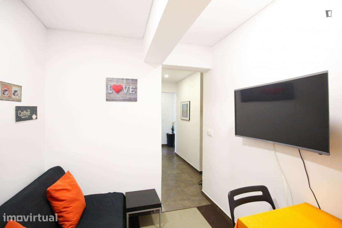 Quarto - localizado em Carnide Lisbon - Grande imagem: 5/22