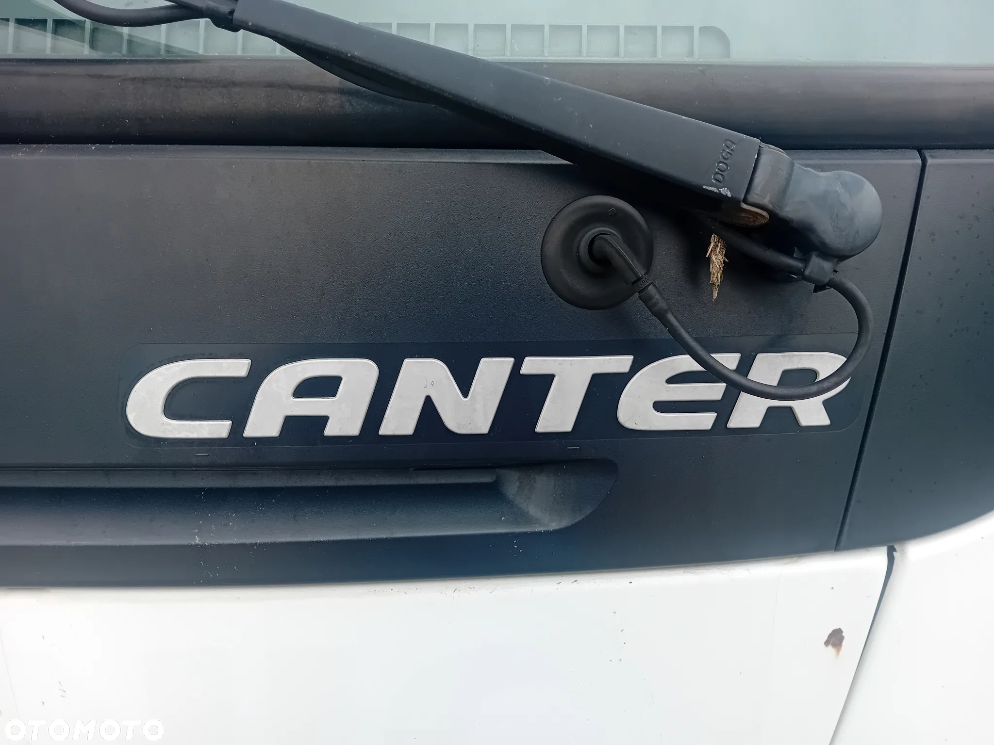 Mitsubishi Canter - 12