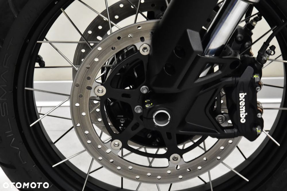 Moto Guzzi V85 - 38