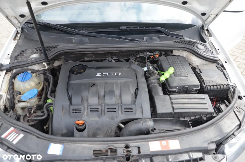 Audi A3 3-drzwiowe 2.0 TDI DPF Ambiente - 10
