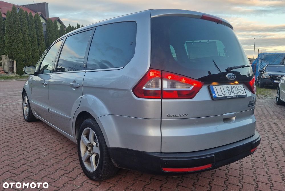 Ford Galaxy - 4