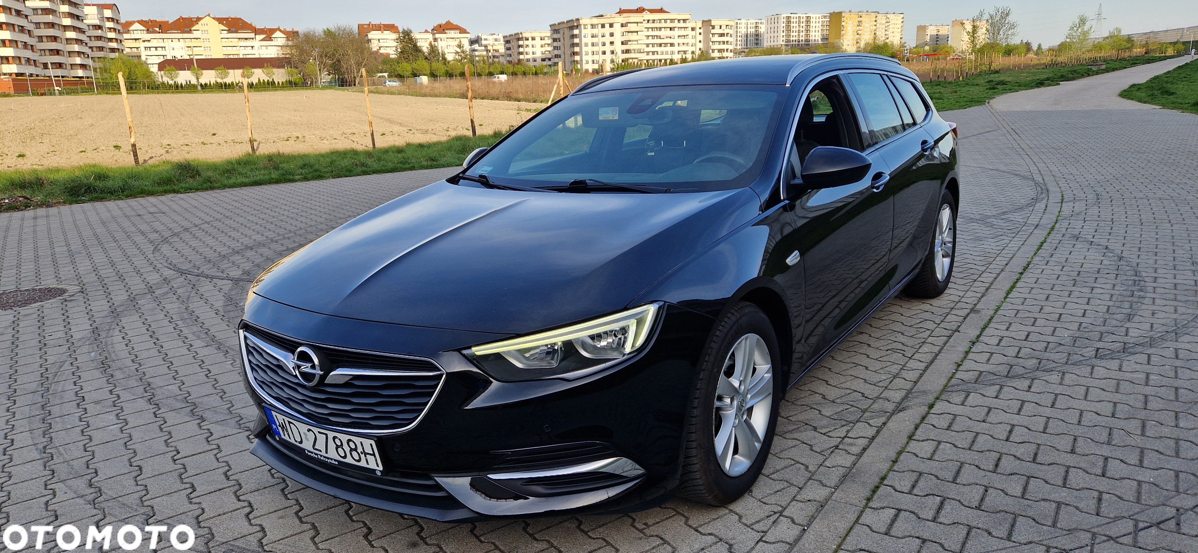 Opel Insignia - 2