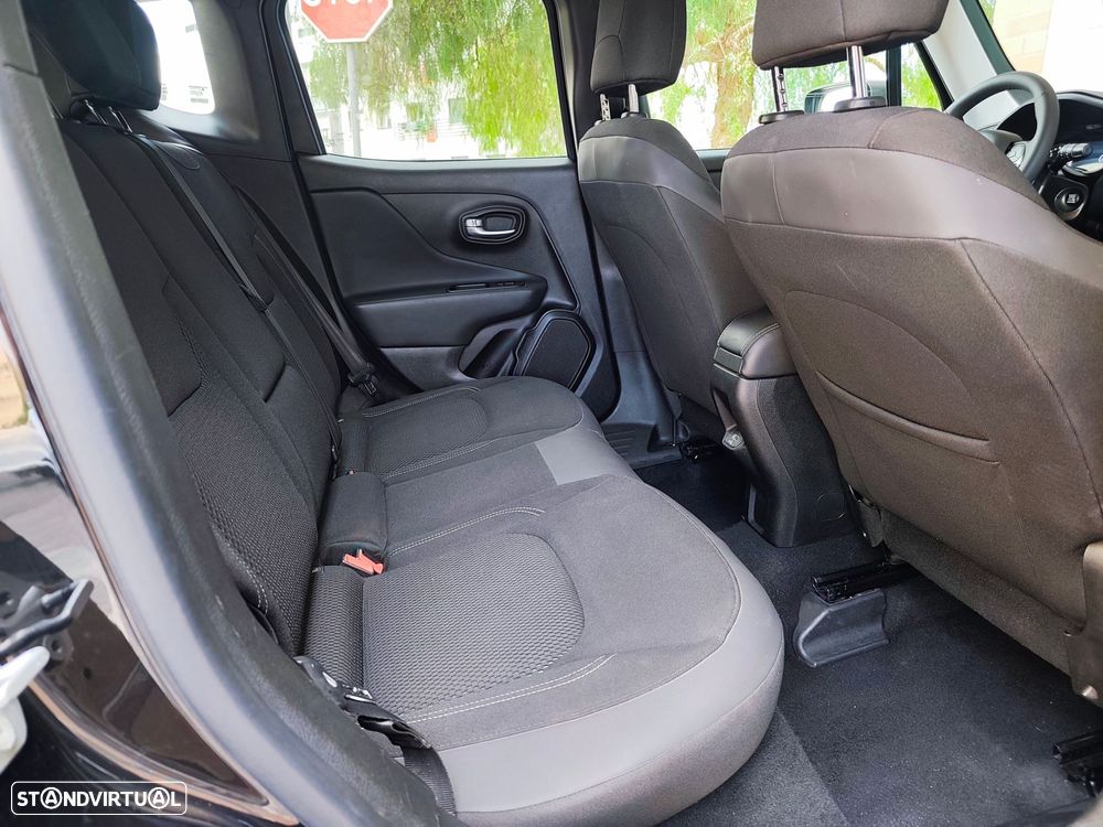 Jeep Renegade 1.3 T Limited DCT - 12