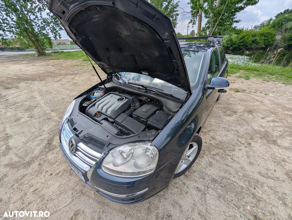 Volkswagen Jetta 1.9 TDI Comfortline - 21
