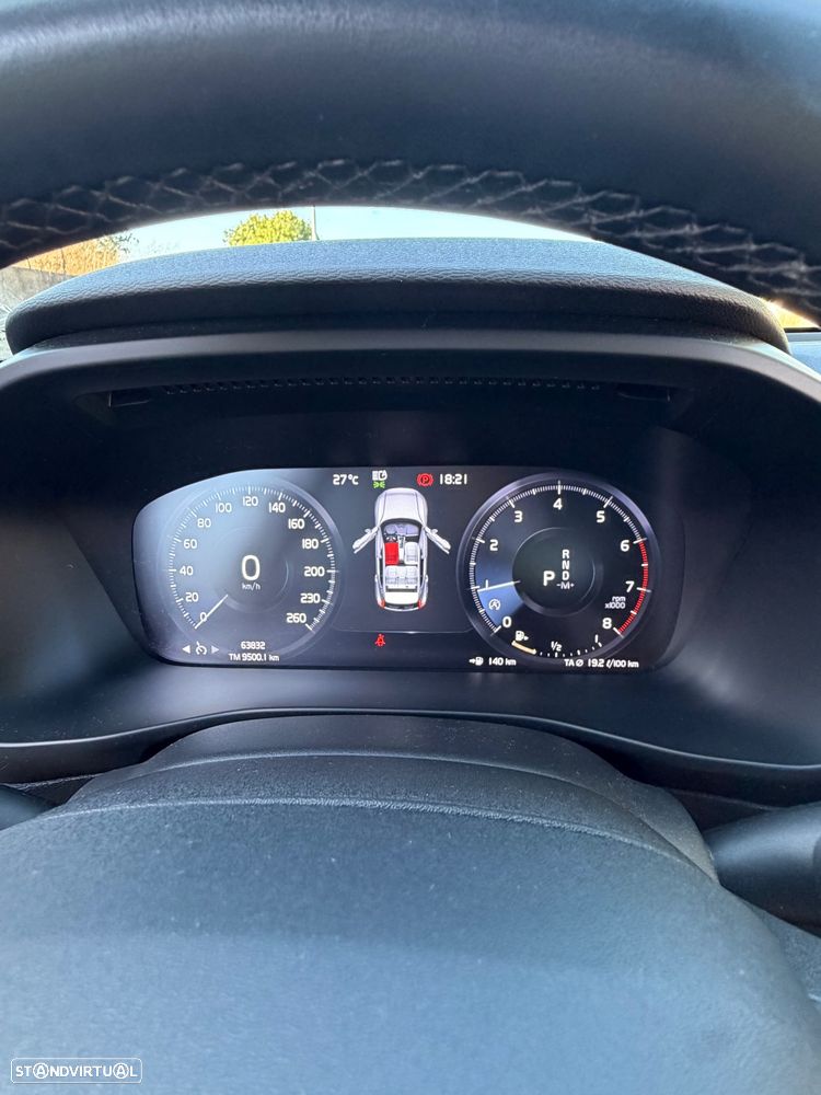 Volvo XC 40 1.5 T2 Core Auto - 26