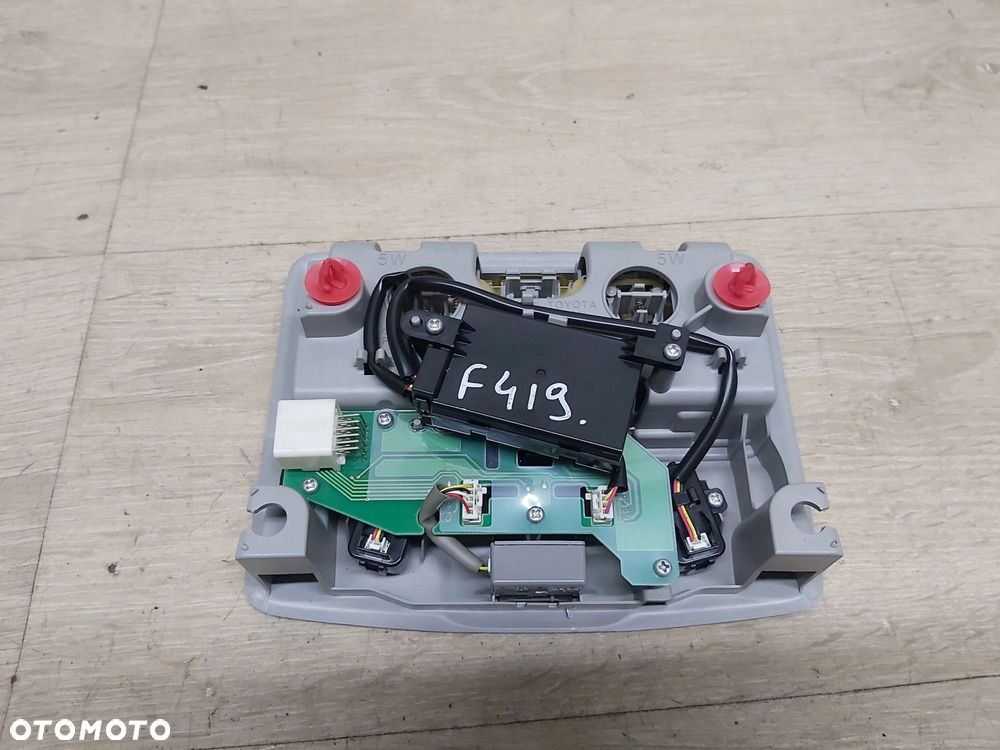 Toyota Rav4 IV XA40 13-18r lampka podsufitki wnętrza MIKROFON - 3