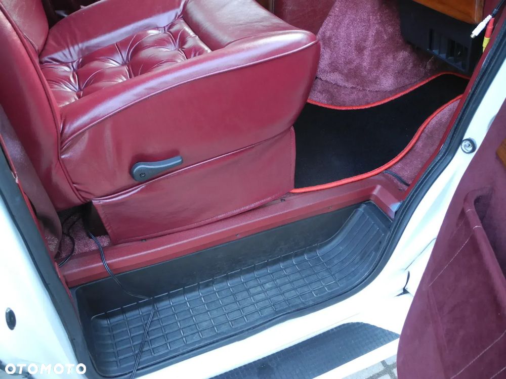 Chevrolet Astro - 28