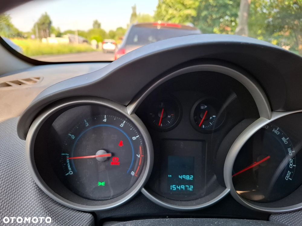 Chevrolet Cruze 1.6 LS - 13
