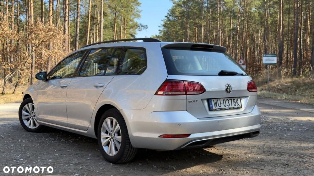 Volkswagen Golf 1.5 TSI BMT Evo Comfortline - 5