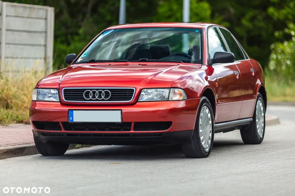 Audi A4 Limousine - 12