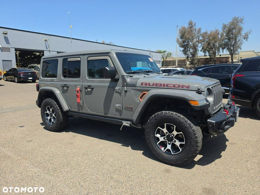 Jeep Wrangler - 1