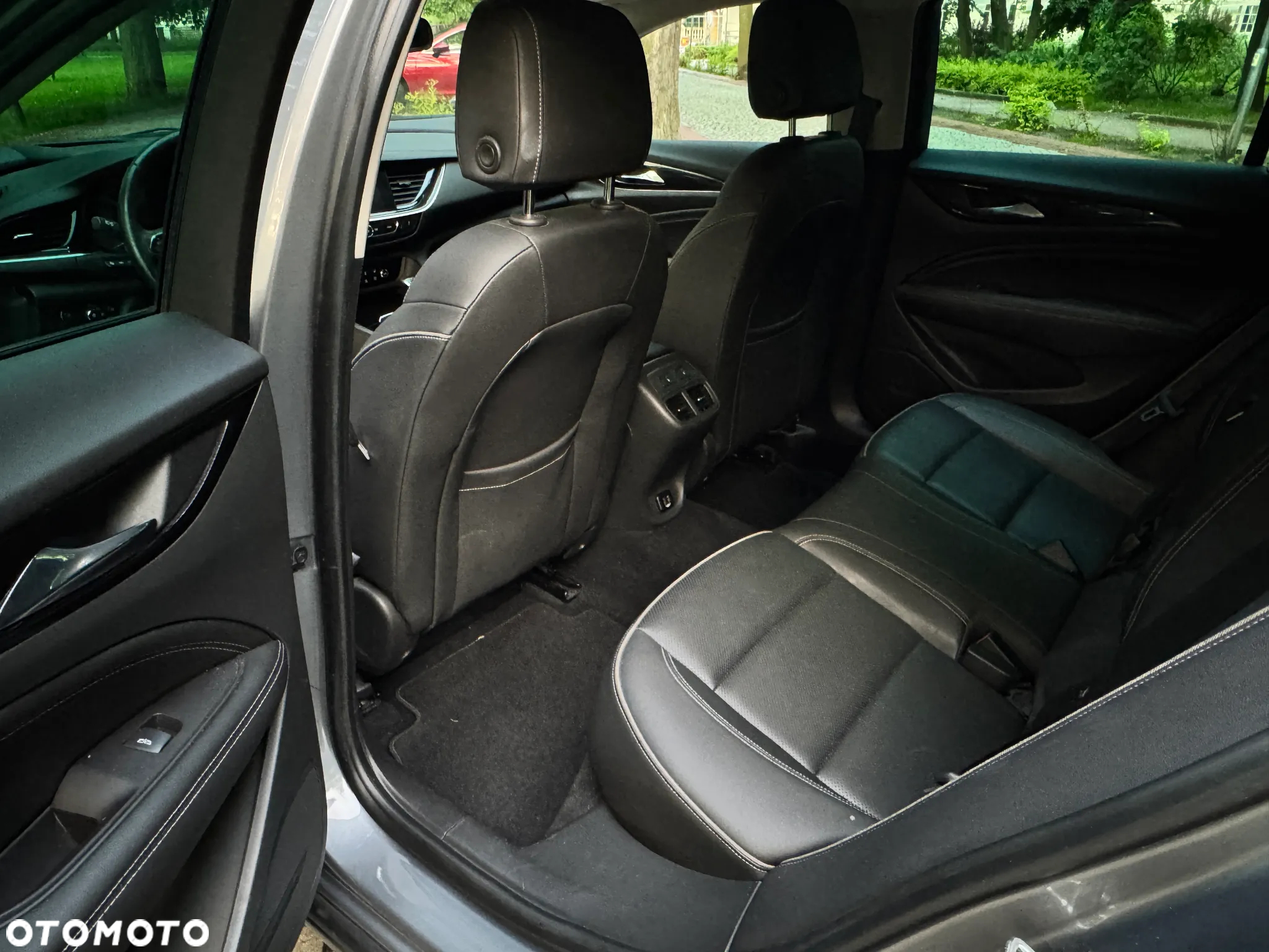 Opel Insignia 2.0 CDTI Innovation S&S - 18