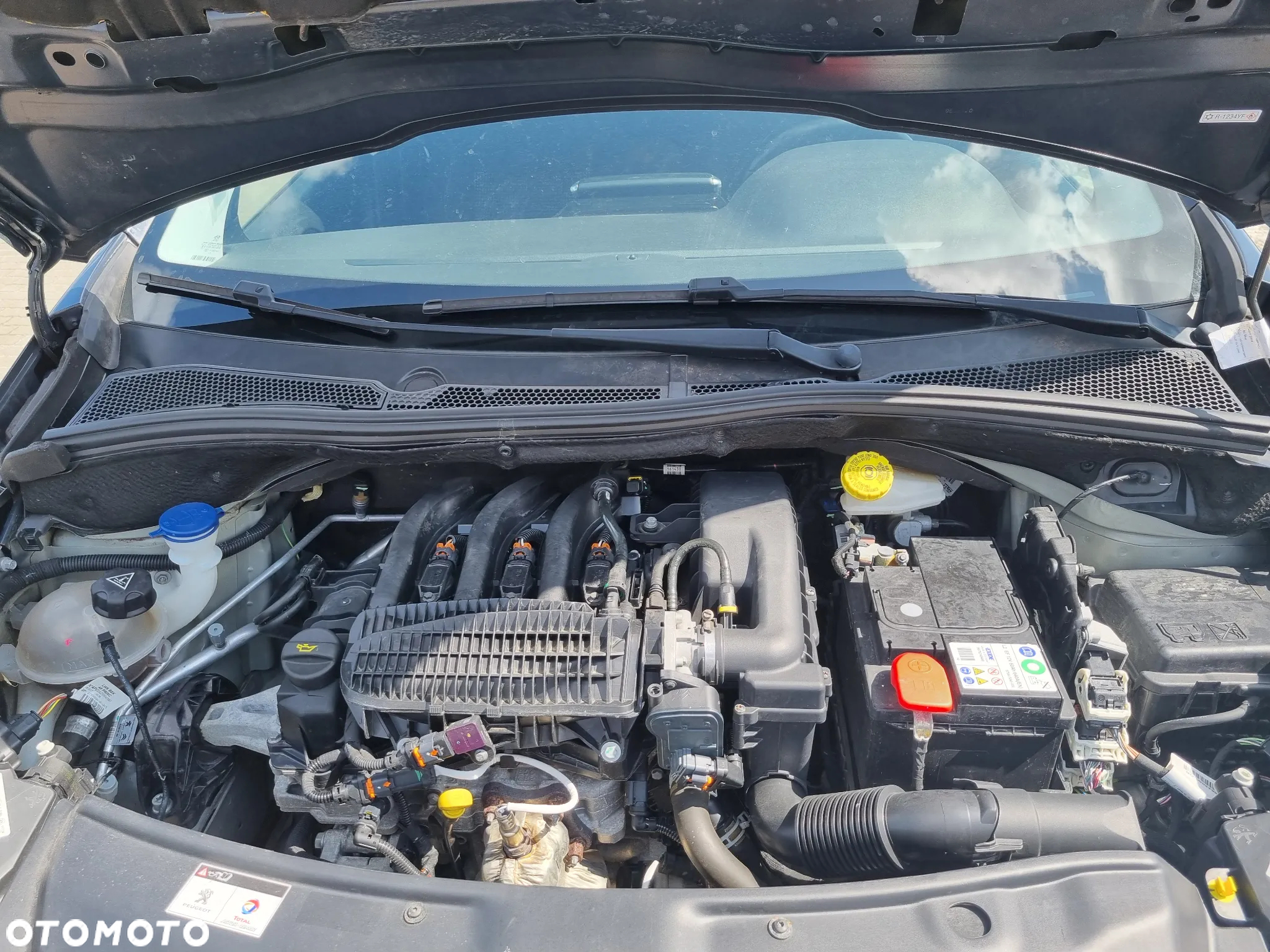 Peugeot 208 1.2 PureTech GPF Signature S&S - 27