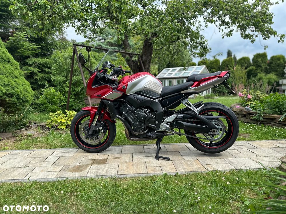 Yamaha FZ - 9