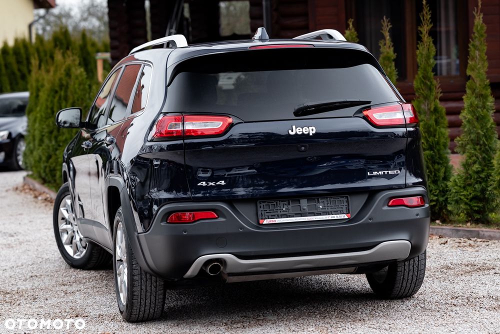 Jeep Cherokee - 9