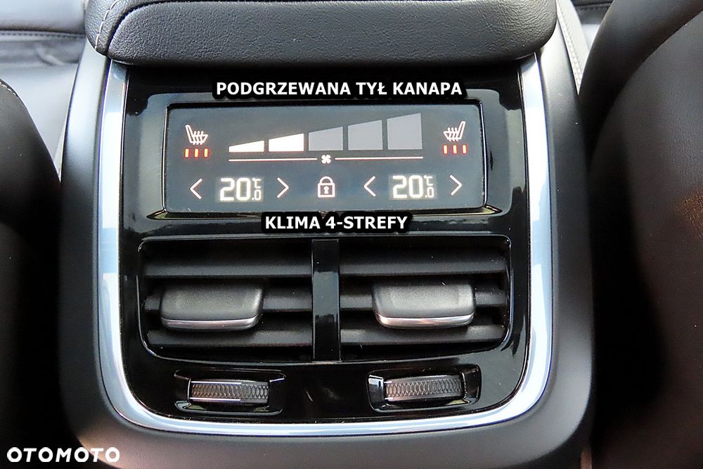 Volvo XC 60 B5 B AWD Ultimate Black Edition - 27