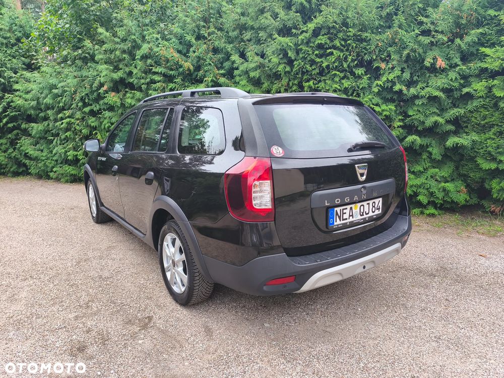 Dacia Logan 0.9 TCe Laureate S&S - 11