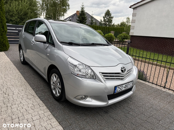 Toyota Verso 1.8 7-Sitzer Life