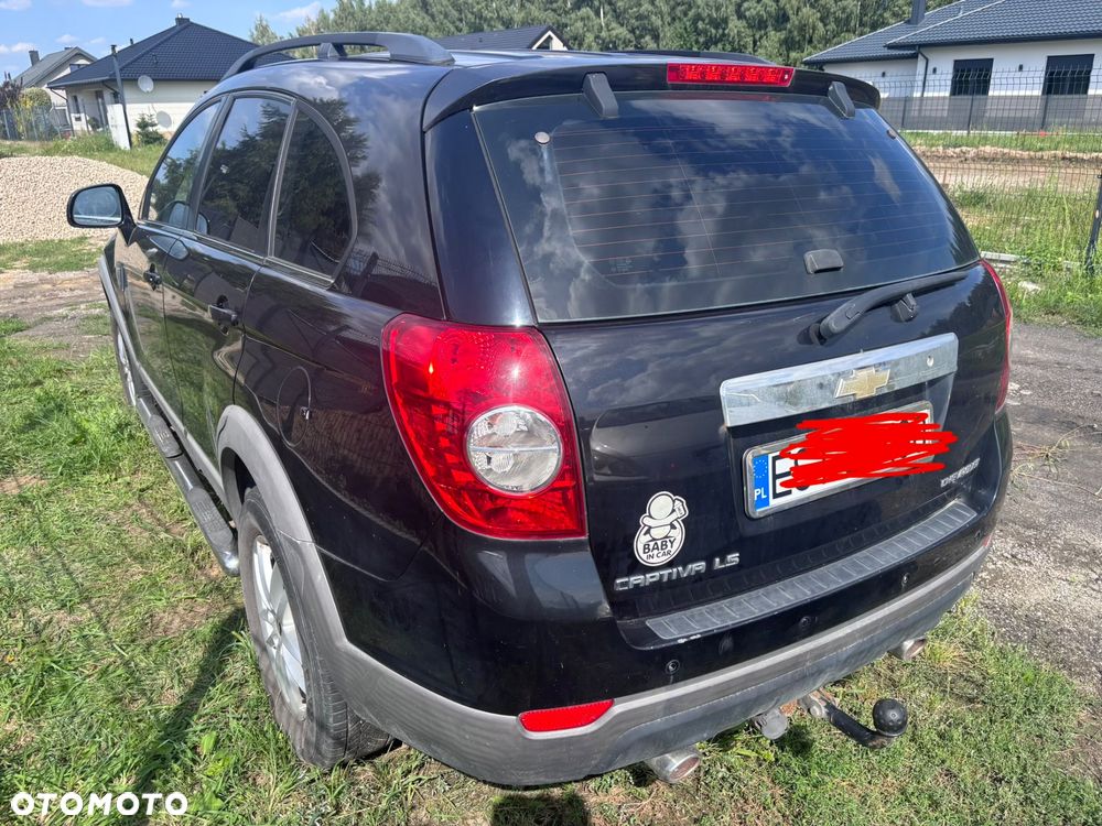 Chevrolet Captiva 2.4 LS 5os - 5