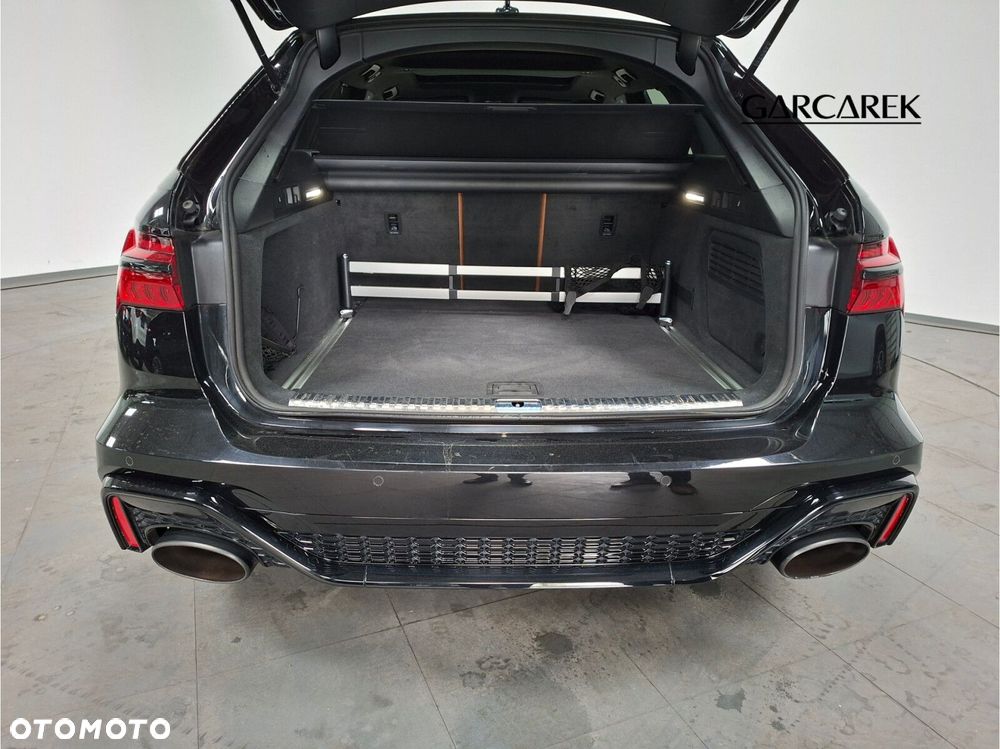 Audi RS6 Avant - 10