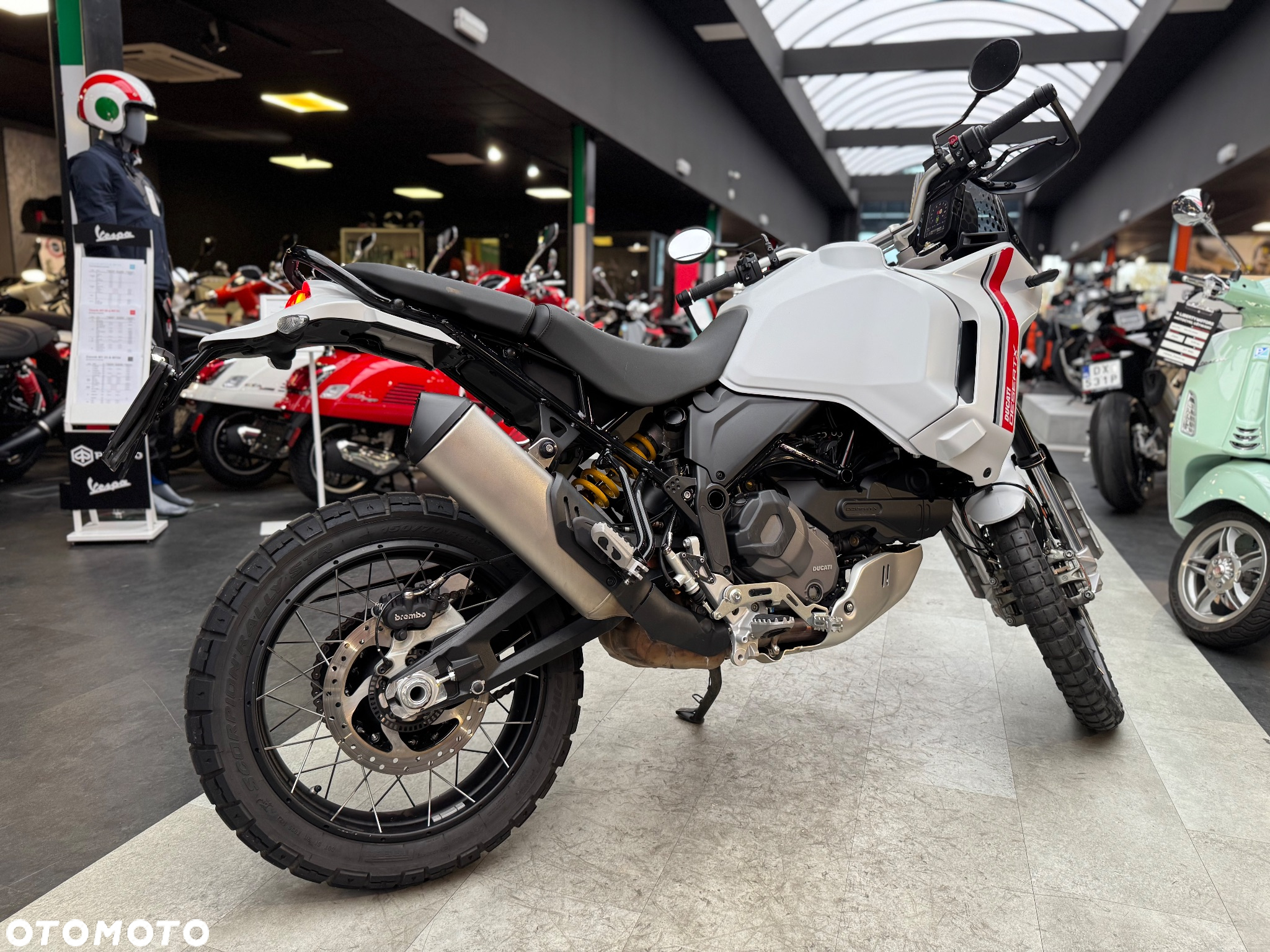 Ducati DesertX - 10