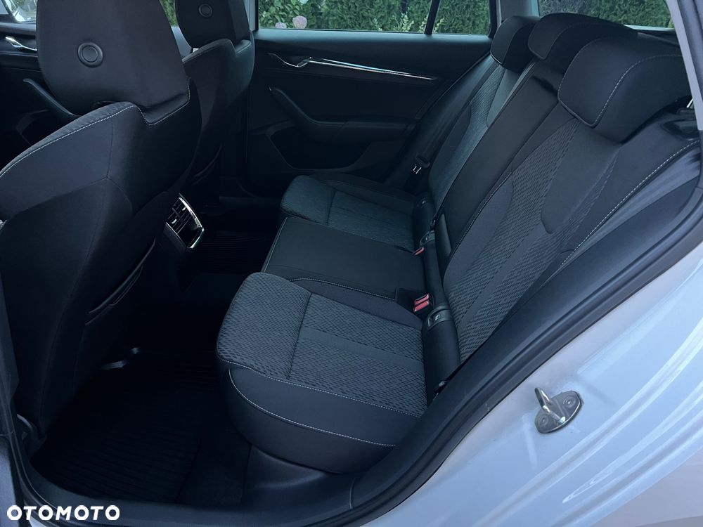 Skoda Octavia 2.0 TDI Style DSG - 18