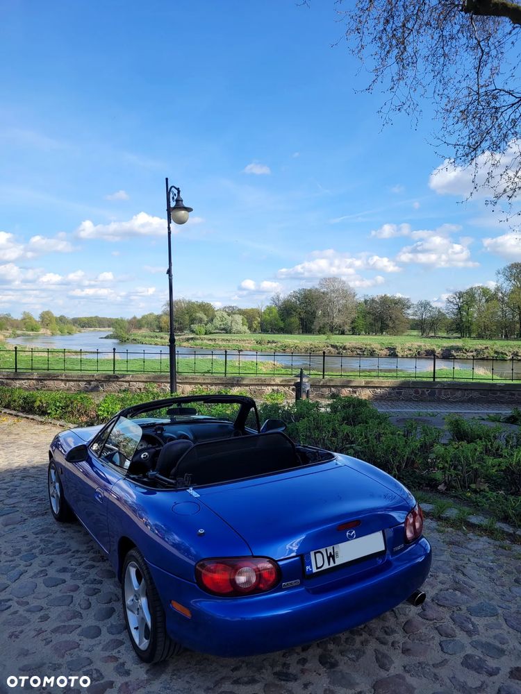 Mazda MX-5 1.8 16V - 12
