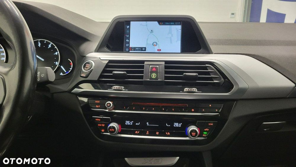 BMW X3 xDrive20d - 16