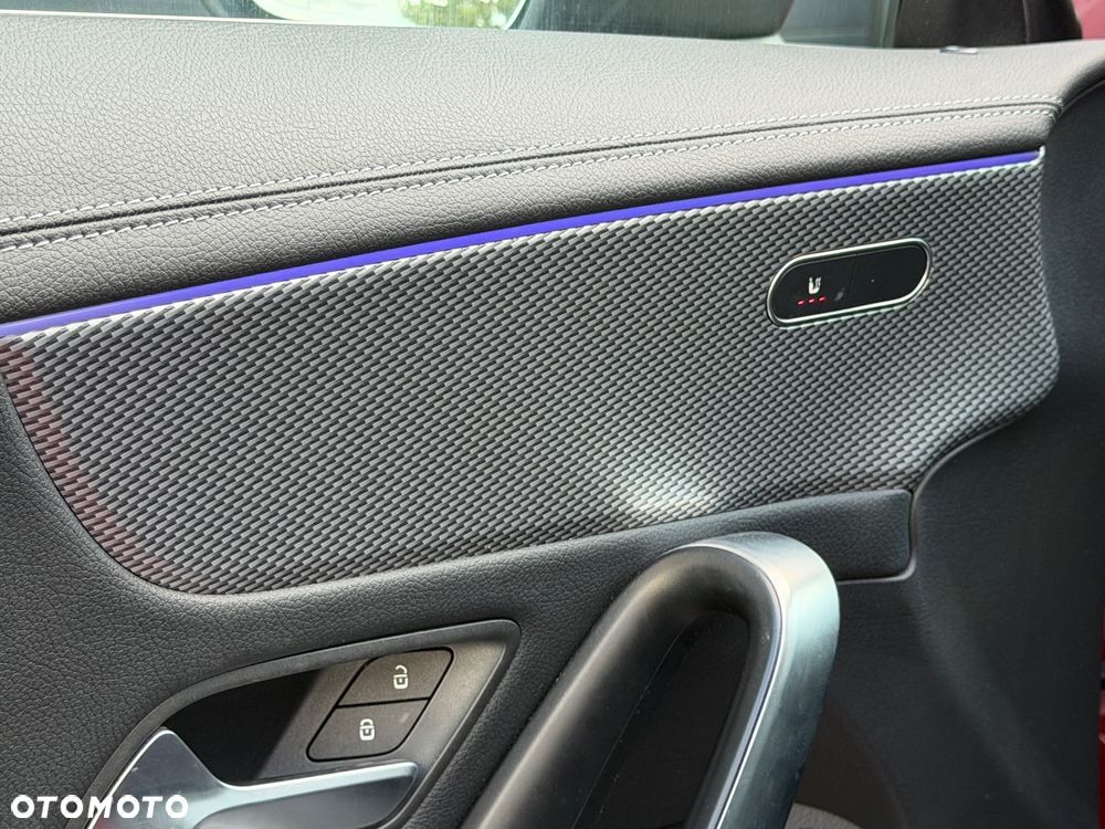 Mercedes-Benz CLA 200 d Progressive 8G-DCT - 13