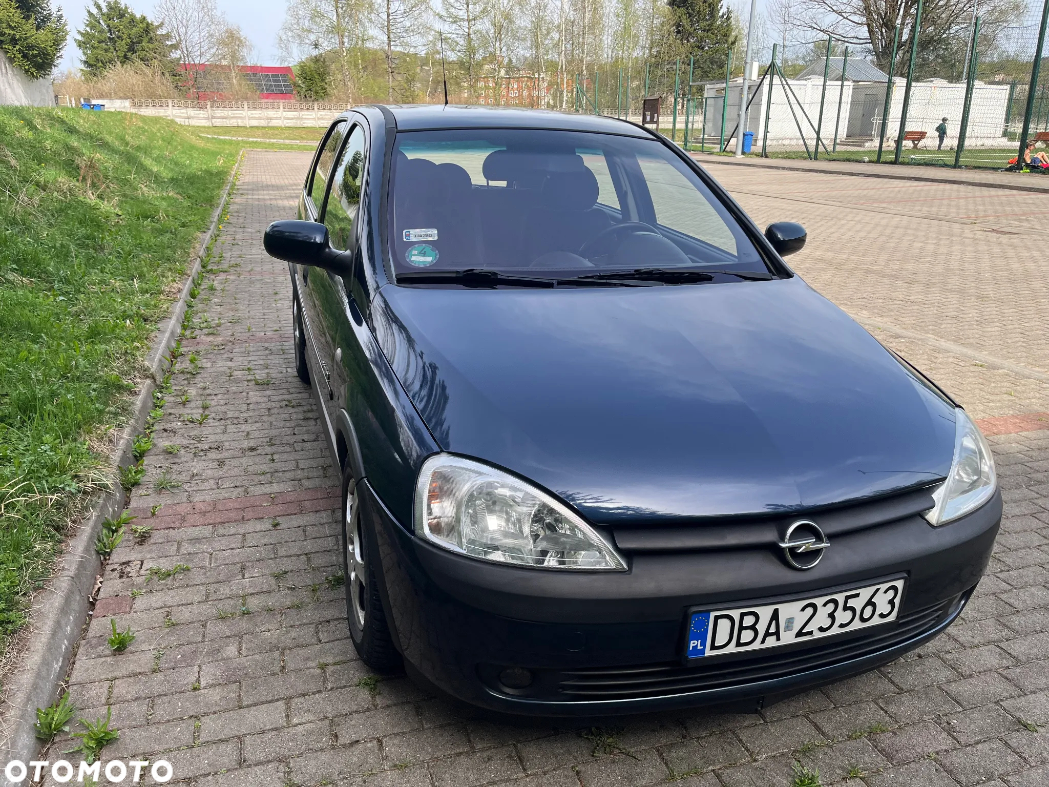 Opel Corsa 1.2 16V Comfort - 2