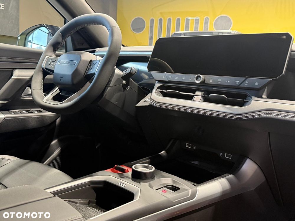 Jeep Compass 73.7kWh First Edition FWD - 19