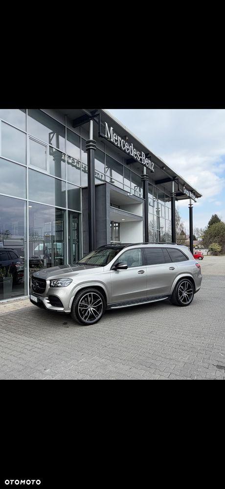 Mercedes-Benz GLS - 1