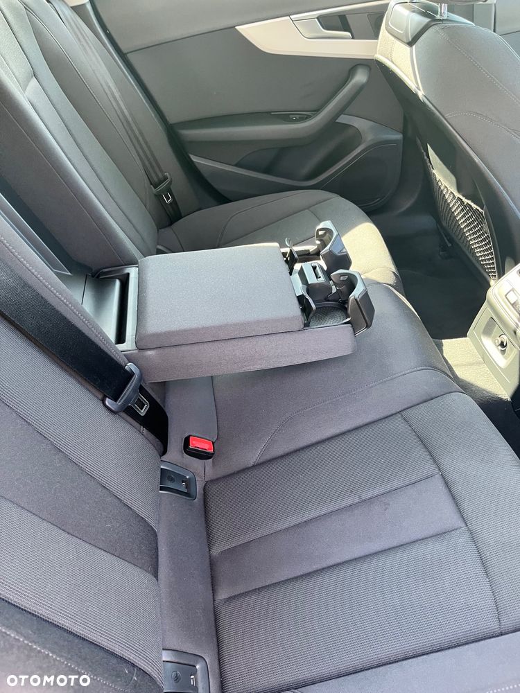 Audi A4 Avant 40 TDI S tronic - 18