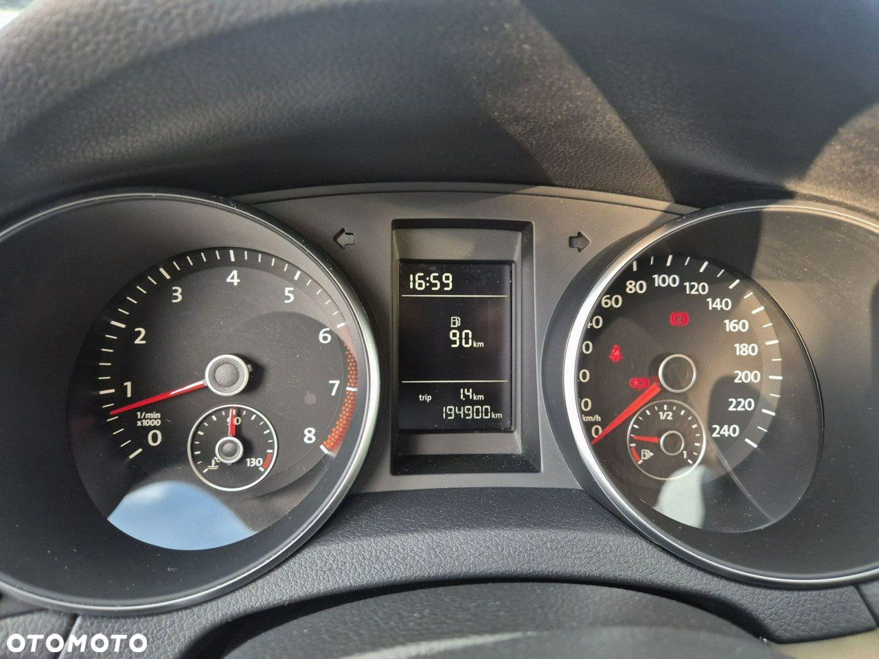 Volkswagen Golf - 14