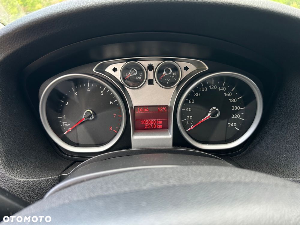 Ford Focus 1.6 Trend EU5 - 6