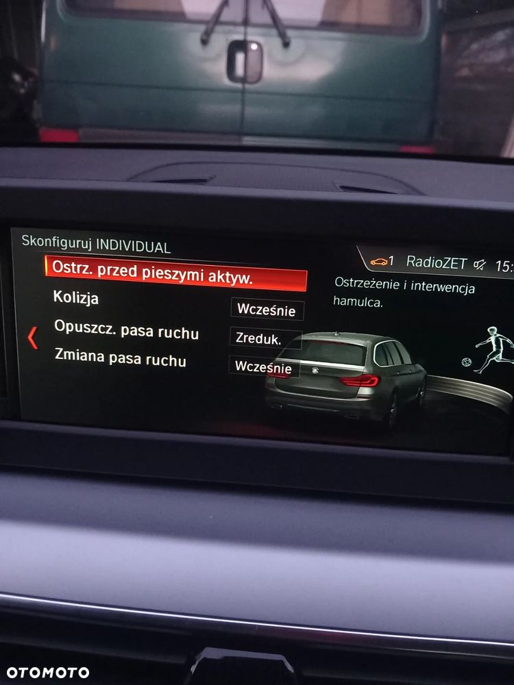 BMW Seria 5 520d Sport Line - 24