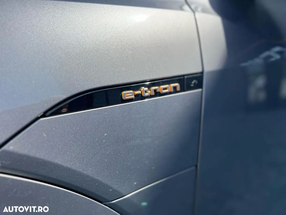 Audi e-tron - 8