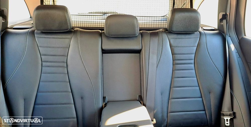 Mercedes-Benz E 300 Bluetec Hybrid Avantgarde - 33