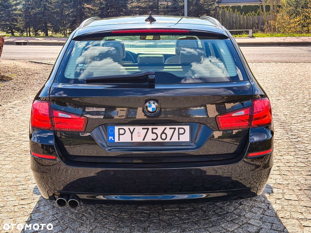 BMW Seria 5 525d Sport-Aut - 11