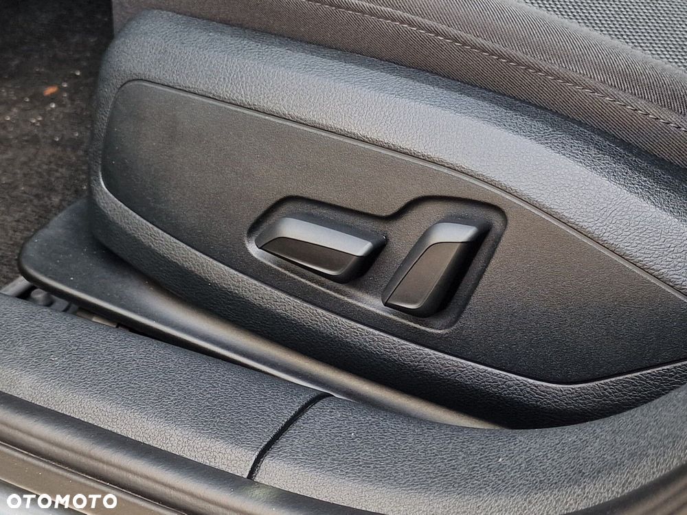 Audi A4 Limousine - 21