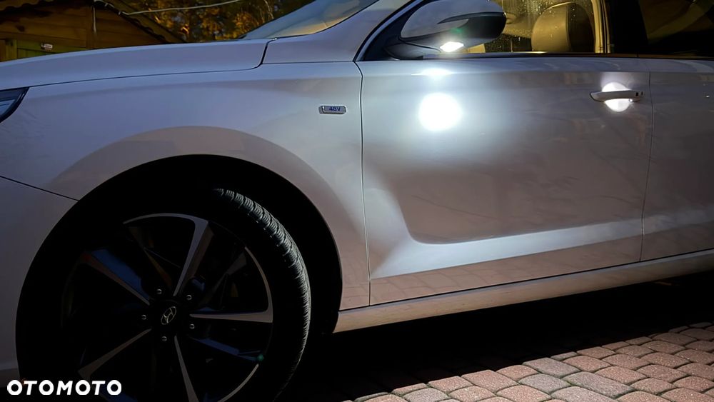 Hyundai i30 1.5 T-GDI 48V Premium DCT - 32