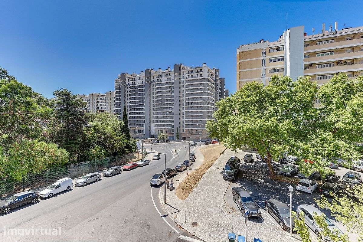 Apartamento T4 para venda - Grande imagem: 5/16