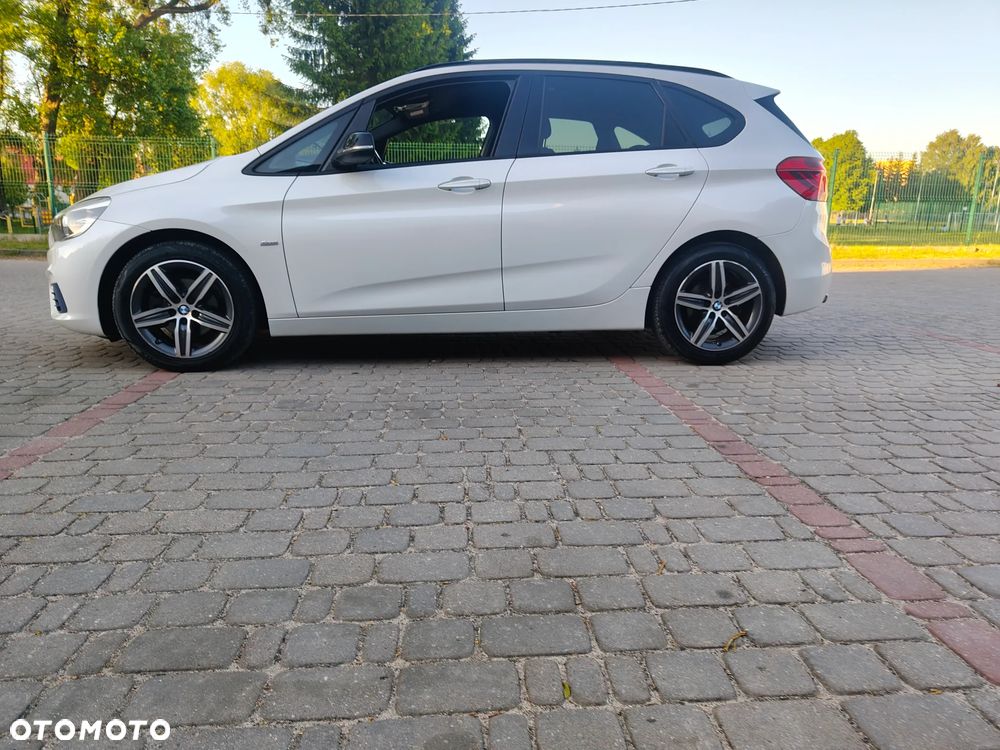 BMW Seria 2 218d Sport - 5