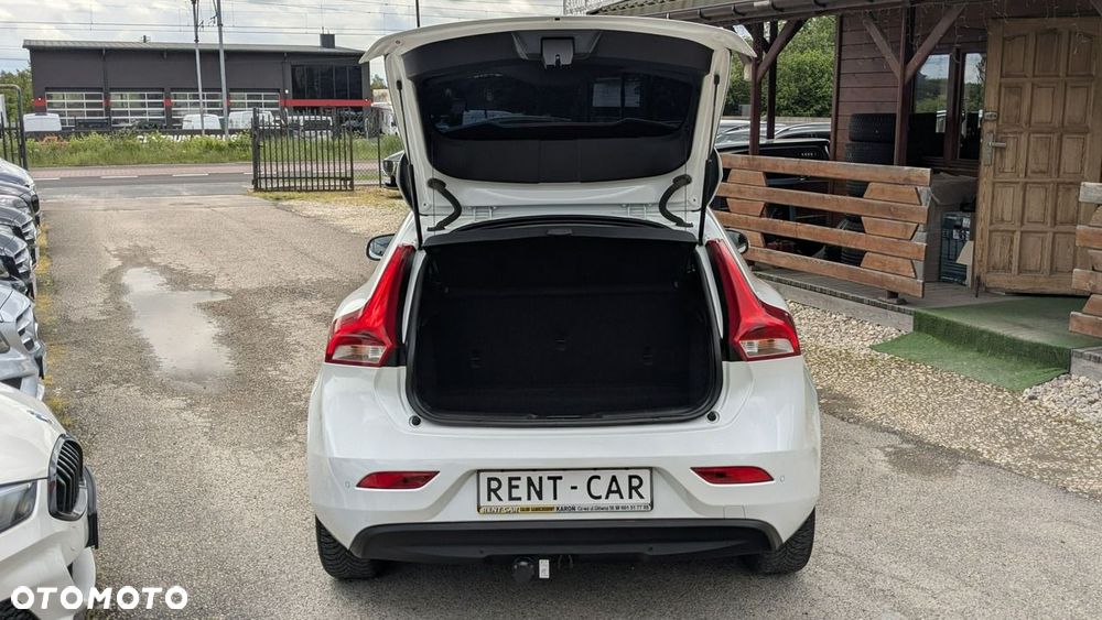 Volvo V40 - 36