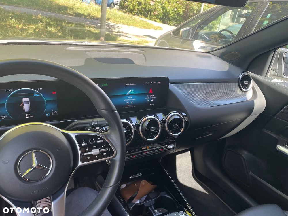 Mercedes-Benz GLA 200 Progressive - 2