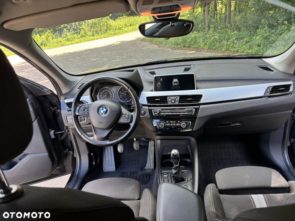 BMW X1 sDrive18d Advantage - 23