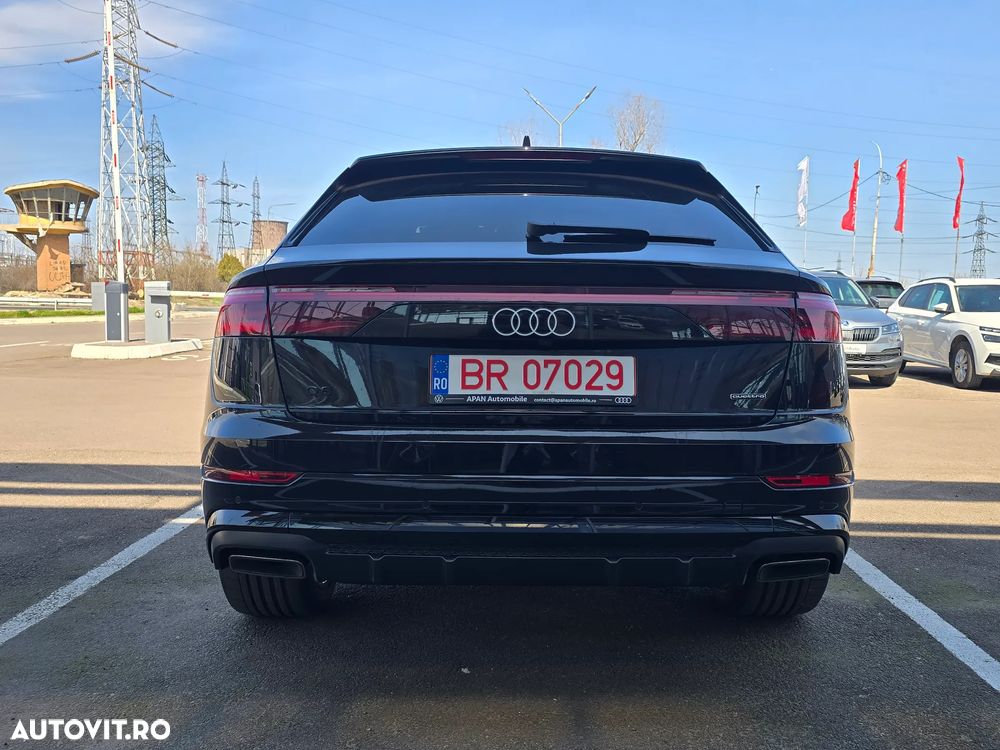 Audi Q8 55 TFSI e quattro Tiptronic PHEV - 6